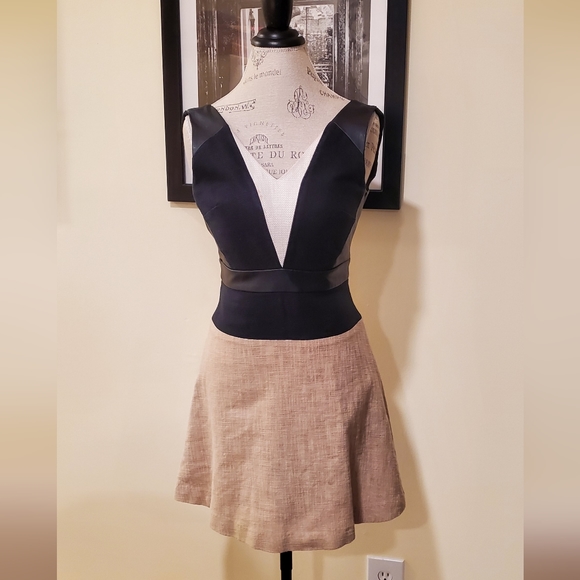 Ann Taylor faux leather trim dress - Picture 2 of 9